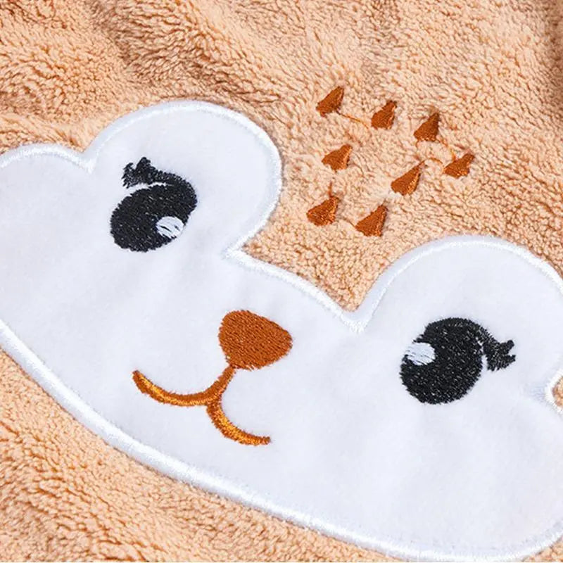 Premium Ultra-Soft, Absorbent Bath Towel — 31.5" X 31.5" (80 X 80 Cm) — Breathable Towel with Adorable Animal Patterns (Doubles as a Bath Towel, Blanket, or Beach Towel) — an Essential Must-Have for All Seasons.