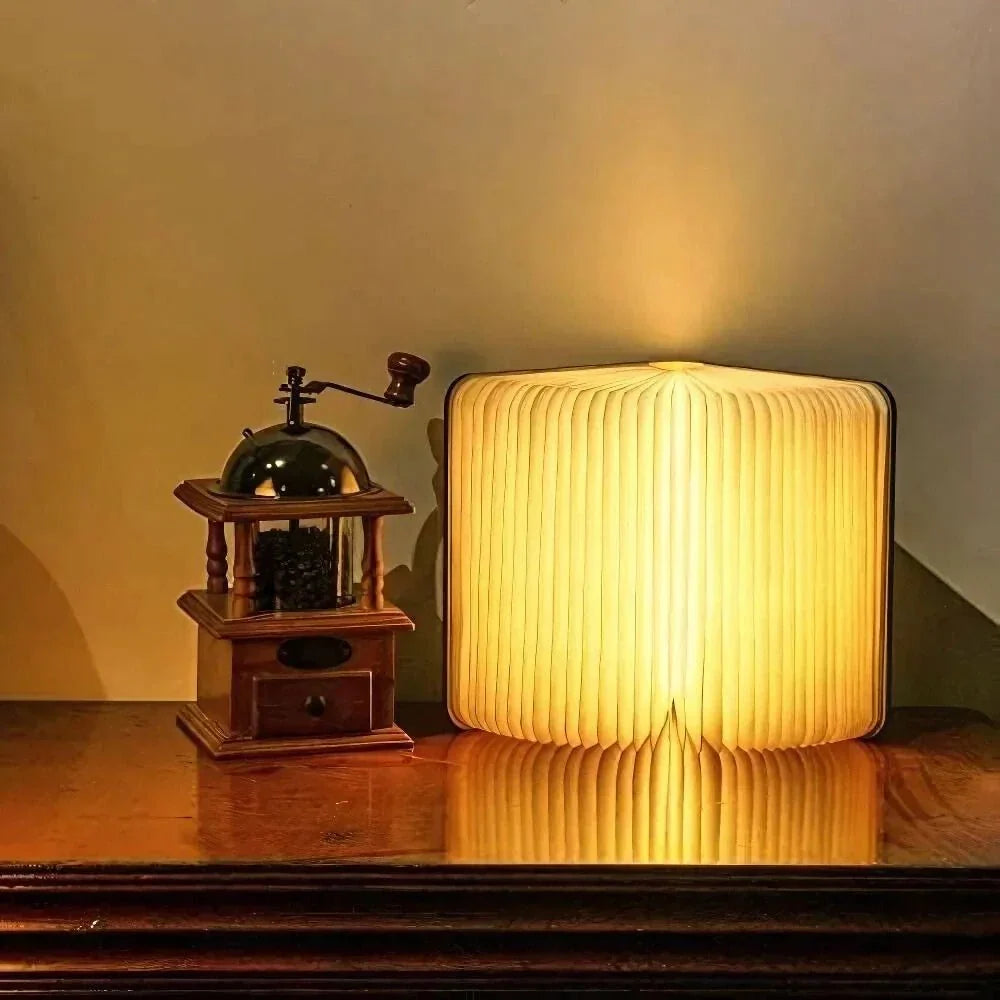 Foldable Book Lamp – 360° – Rechargeable – 3 Light Modes