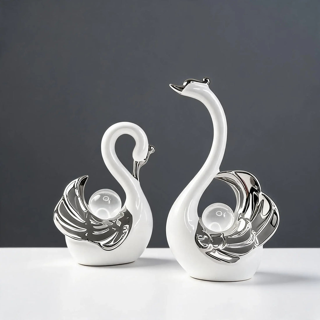 Swan-Design Ornament, Ceramic Ornaments, Decorative Ornaments, Creative Desktop Decoration, Modern Home Decor for Living Room Entrance TV Cabinet, Room Decor, Home Decor