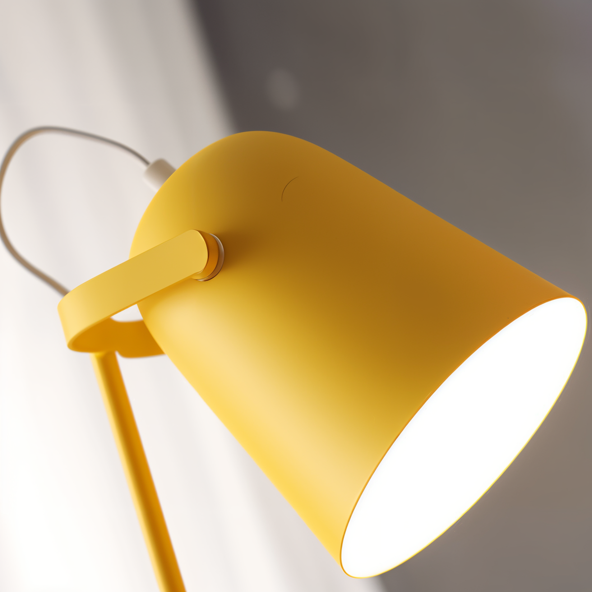 Adjustable Desk Rotating Shade For Workspaces