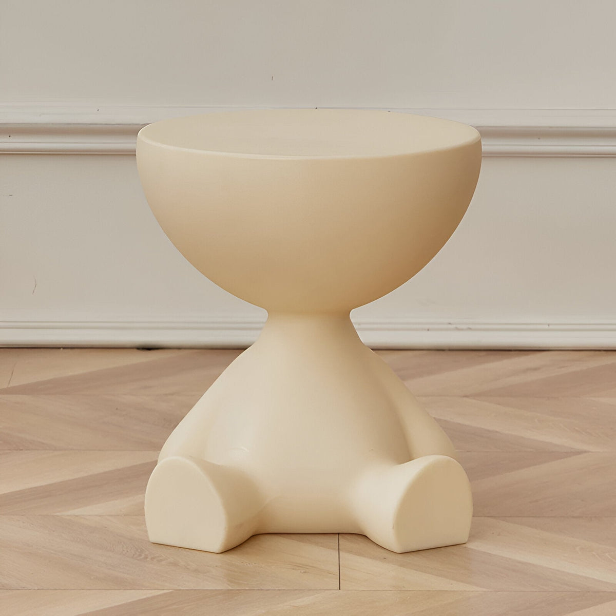 Round Side Table Compact Lightweight For Living Spaces