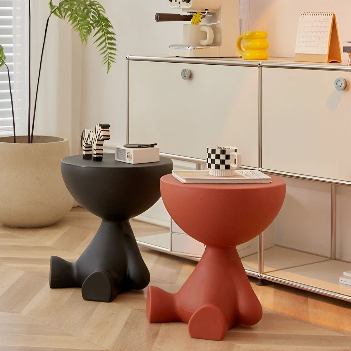 Round Side Table Compact Lightweight For Living Spaces