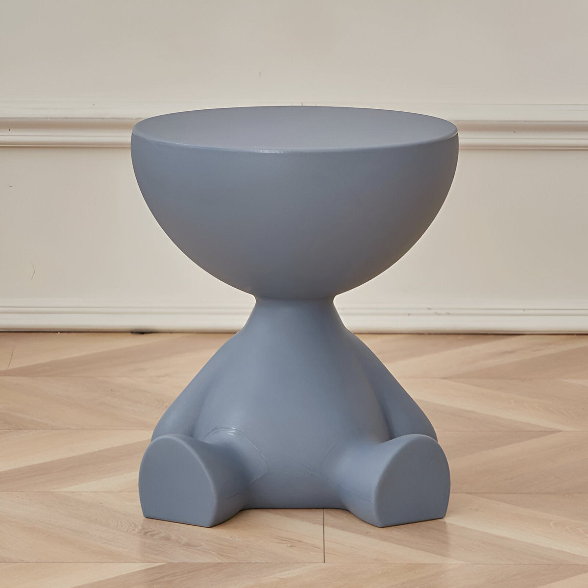 Round Side Table Compact Lightweight For Living Spaces