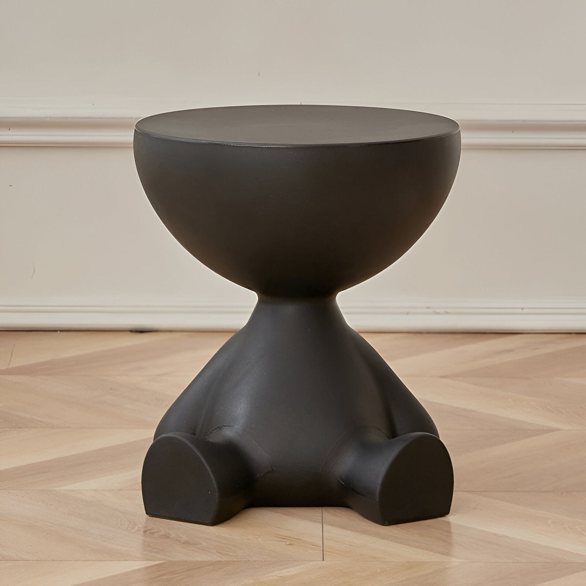 Round Side Table Compact Lightweight For Living Spaces