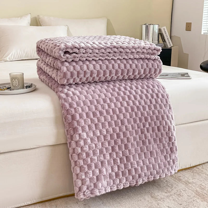 Fleece Throw Blanket – Soft – Plaid Pattern – Home Use