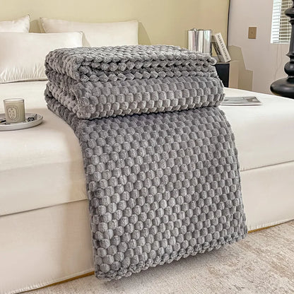 Fleece Throw Blanket – Soft – Plaid Pattern – Home Use