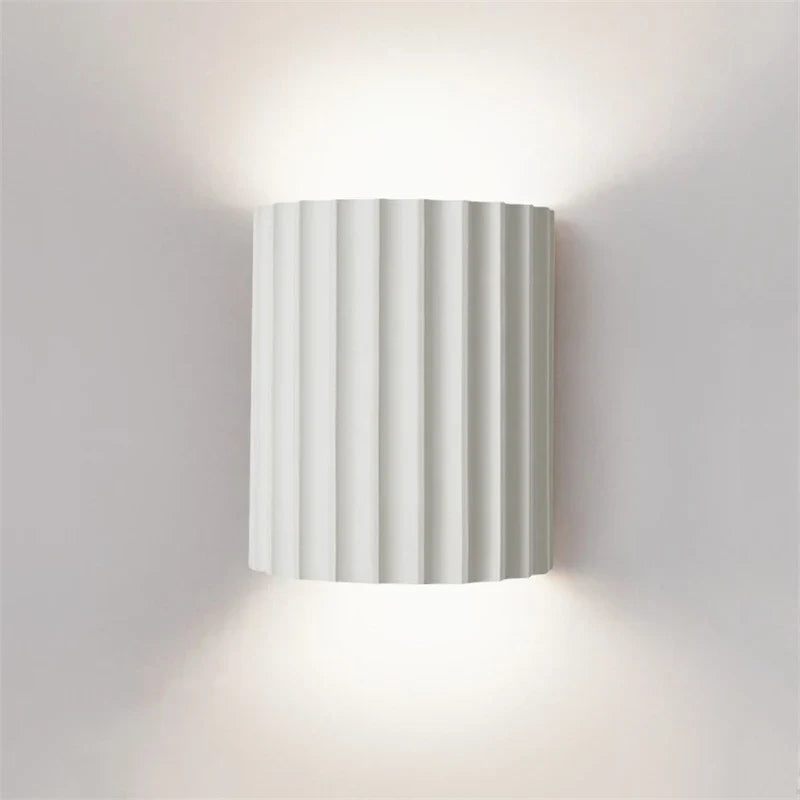 Resin Wall Lamp – Ribbed Design – E27 – Indoor Wall Light