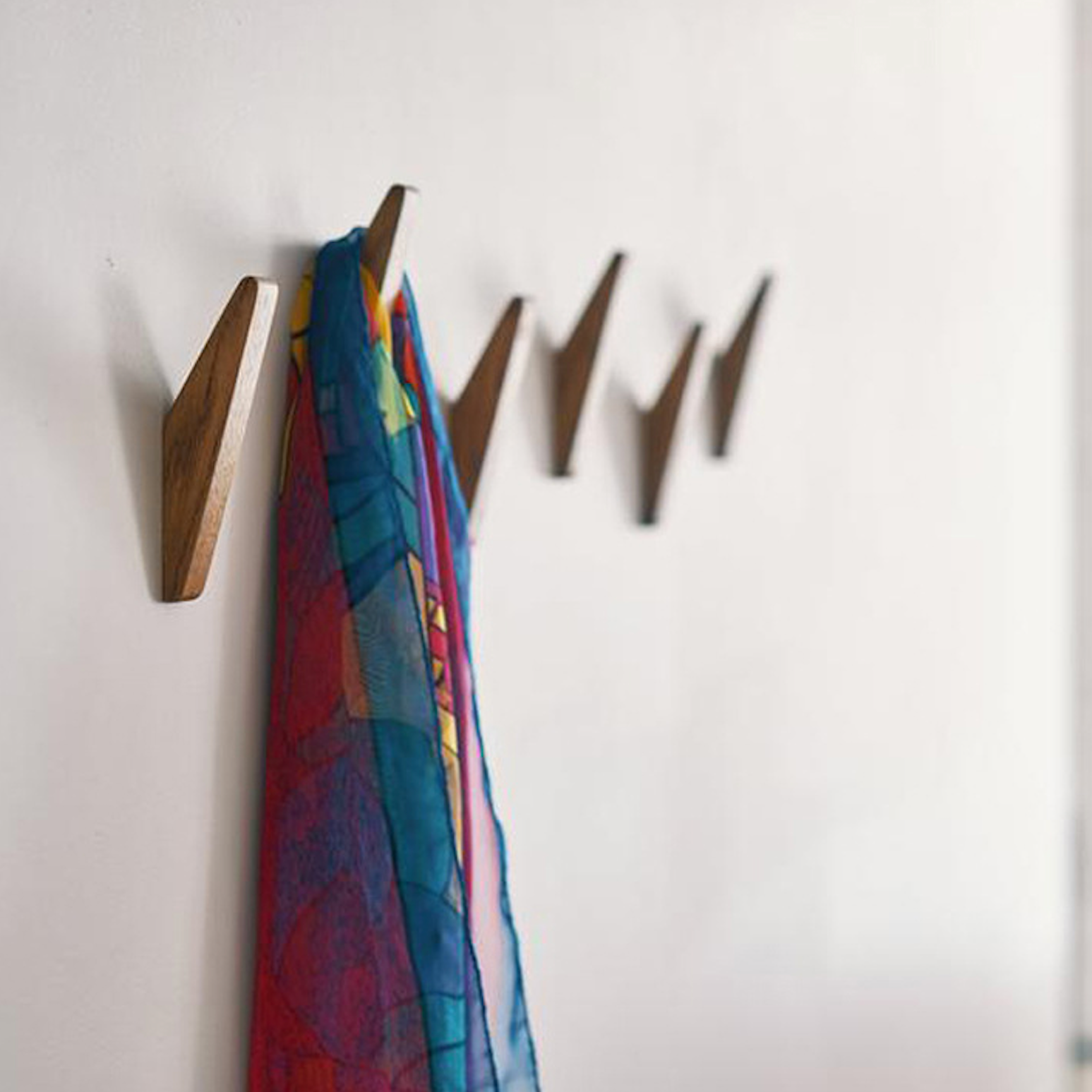 Wooden Wall Hooks – Set of 2 – Natural Wood – Wall Mounted