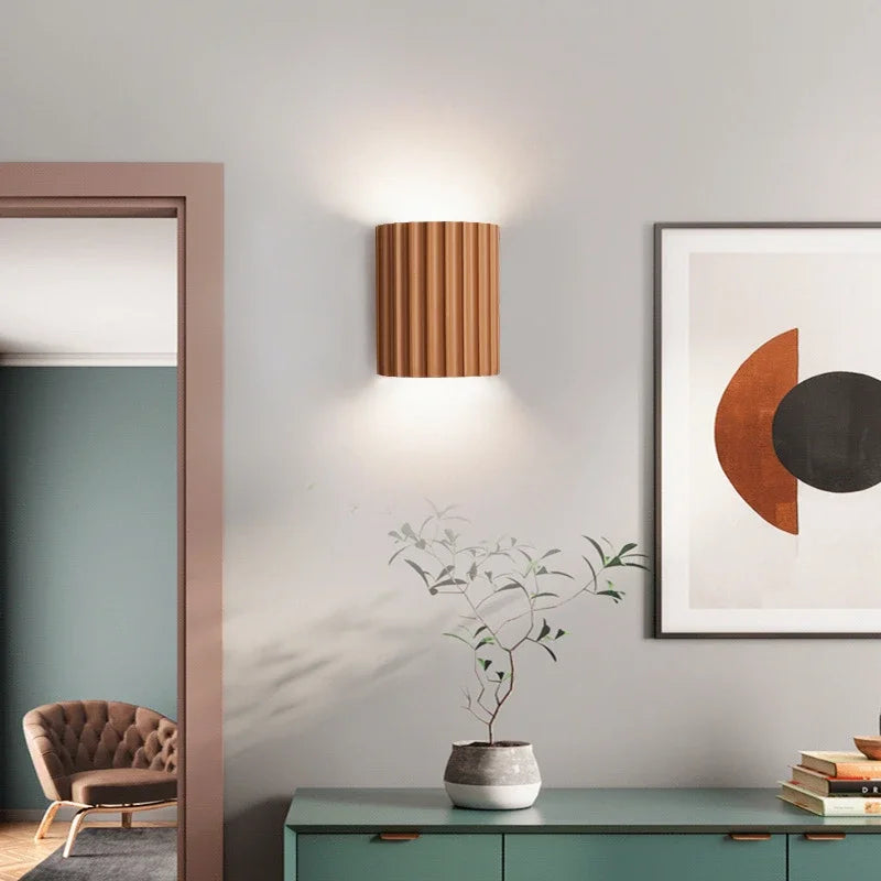 Resin Wall Lamp – Ribbed Design – E27 – Indoor Wall Light