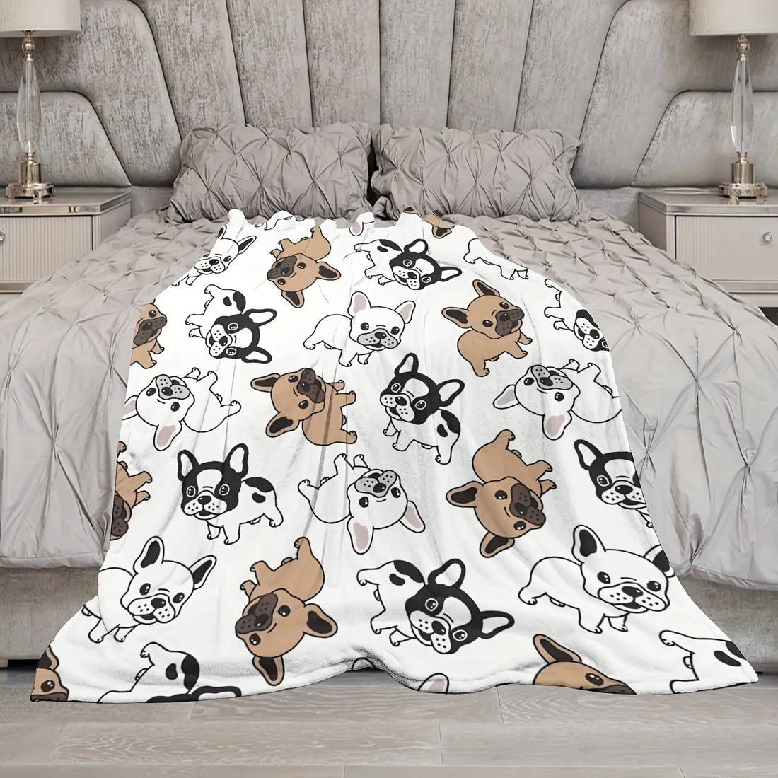 Cute French Bulldog Animal Design Flannel Throw Blanket, 280GSM Ultra Soft Cuddly Everyday Luxury Blanket, Warm All-Season for Sofa & Bed, Cozy Home Decor Accent, Ideal Gift for Dog Lovers, Animal Design Blankets, Cuddly Blankets
