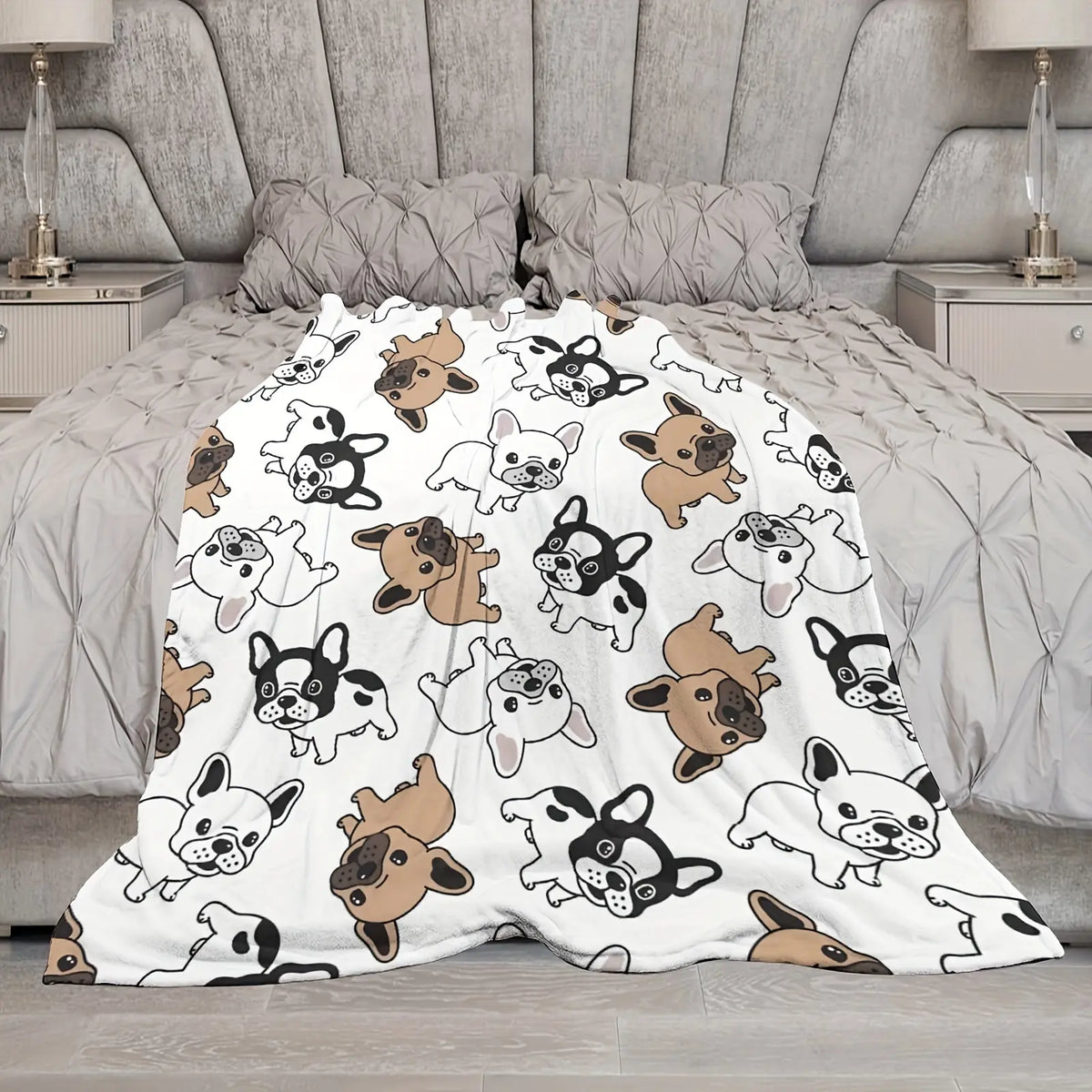 Cute French Bulldog Animal Design Flannel Throw Blanket, 280GSM Ultra Soft Cuddly Everyday Luxury Blanket, Warm All-Season for Sofa &amp; Bed, Cozy Home Decor Accent, Ideal Gift for Dog Lovers, Animal Design Blankets, Cuddly Blankets
