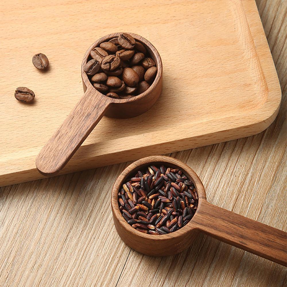 Wooden Coffee Scoop – Walnut & Beech Wood – Minimalist Design