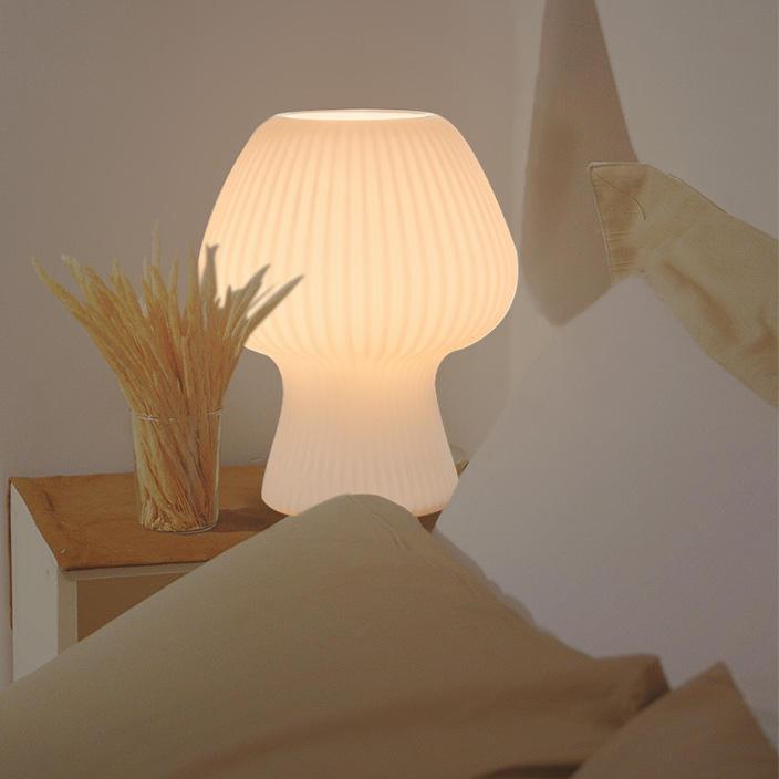Vintage Glass Table Lamp – Ribbed – Dimmable LED – Mushroom Design